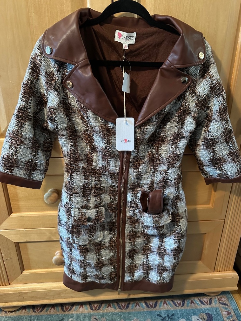 NWT L'ATISTE Brown and White Tweed Jacket with Faux Leather Accents Small